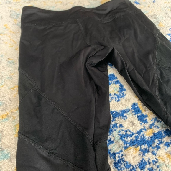 Women’s Black Cut Out Athletic Leggings Sz Small - Picture 2 of 6